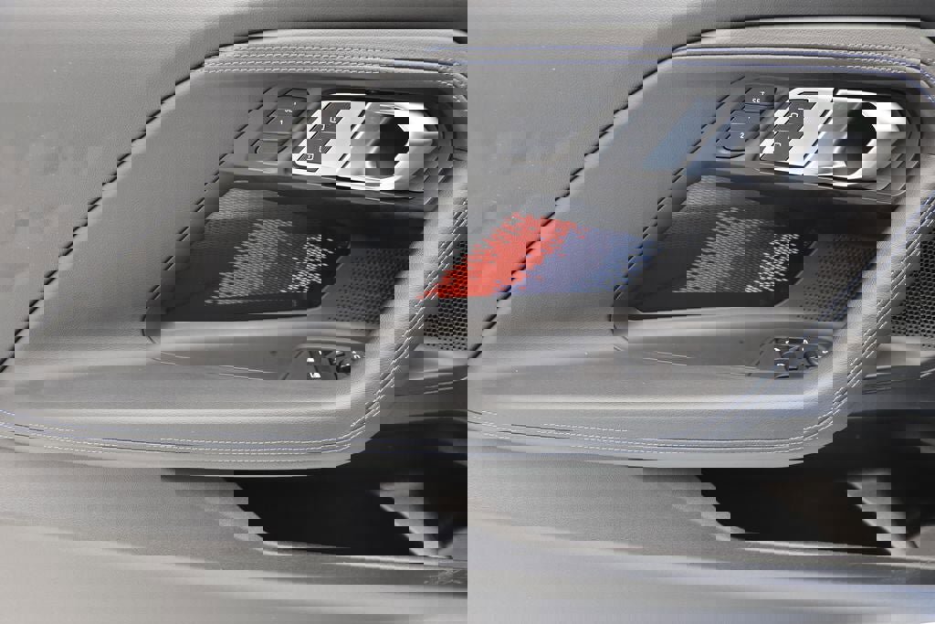 Used 2023 BMW M2 w/ Lighting Package image 21