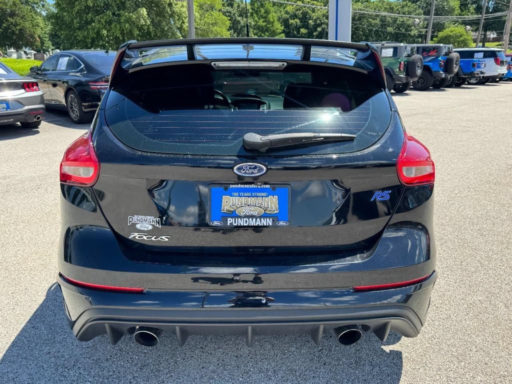 Used 2017 Ford Focus RS AWD/4WD image 4
