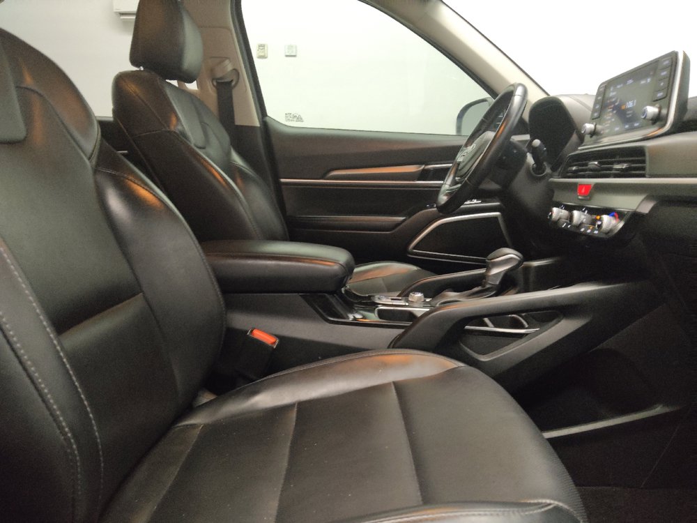 Used 2020 Kia Telluride LX FWD image 21