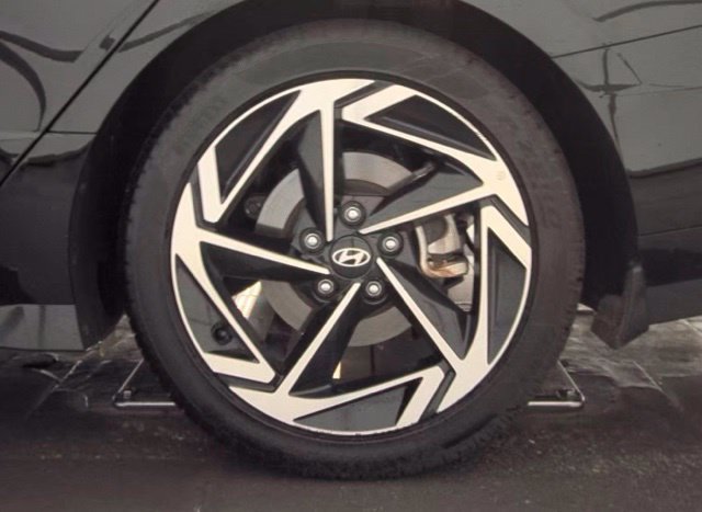 Used 2026 Hyundai Sonata SEL FWD image 16