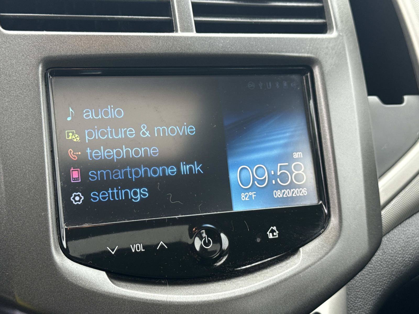 Used 2014 Chevrolet Sonic LT w/ LT Promotional Package FWD image 4