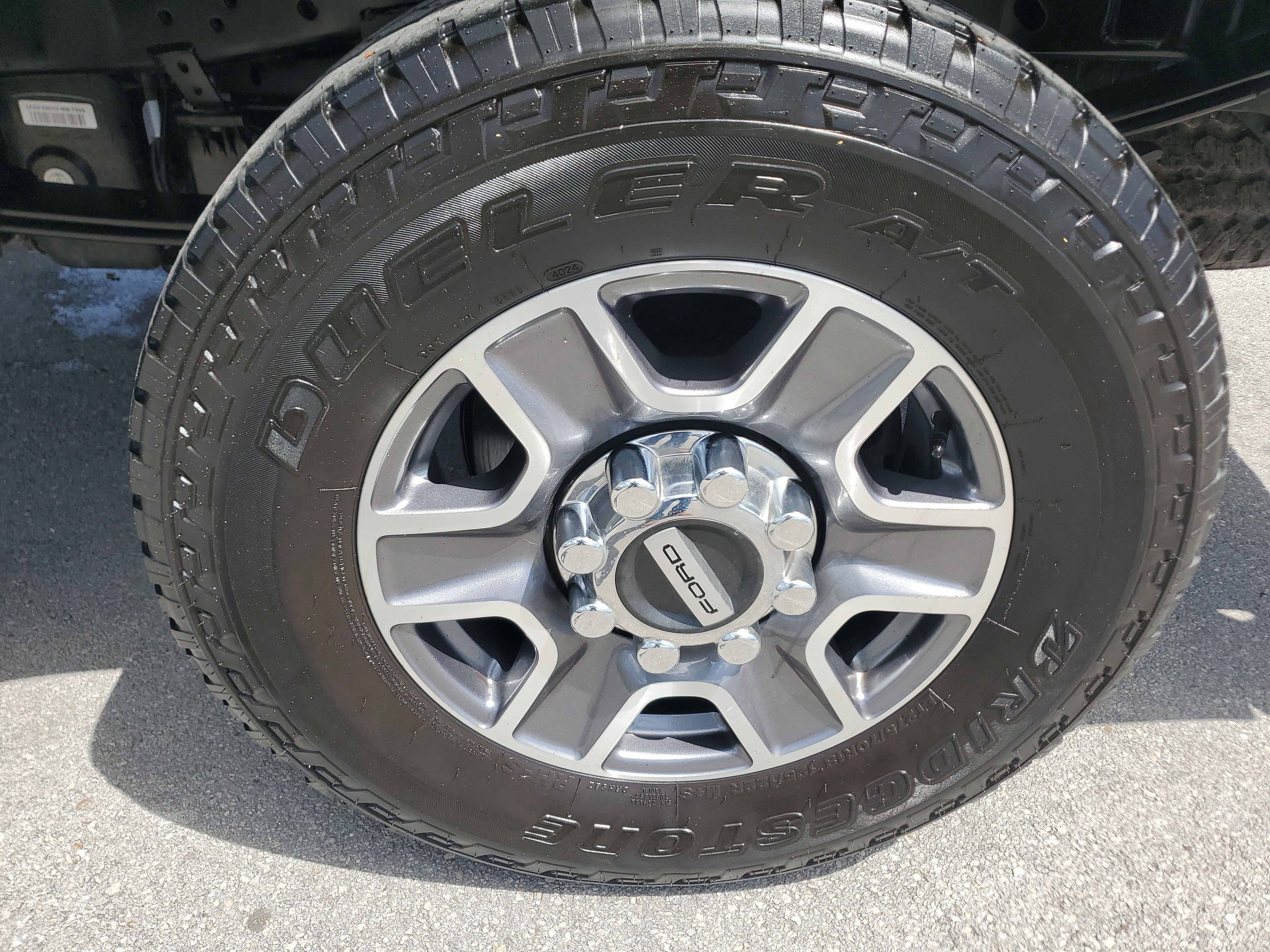 Certified 2024 Ford F250 Lariat image 27