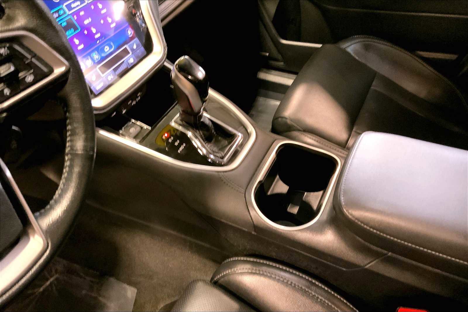 Used 2020 Subaru Outback Limited image 16