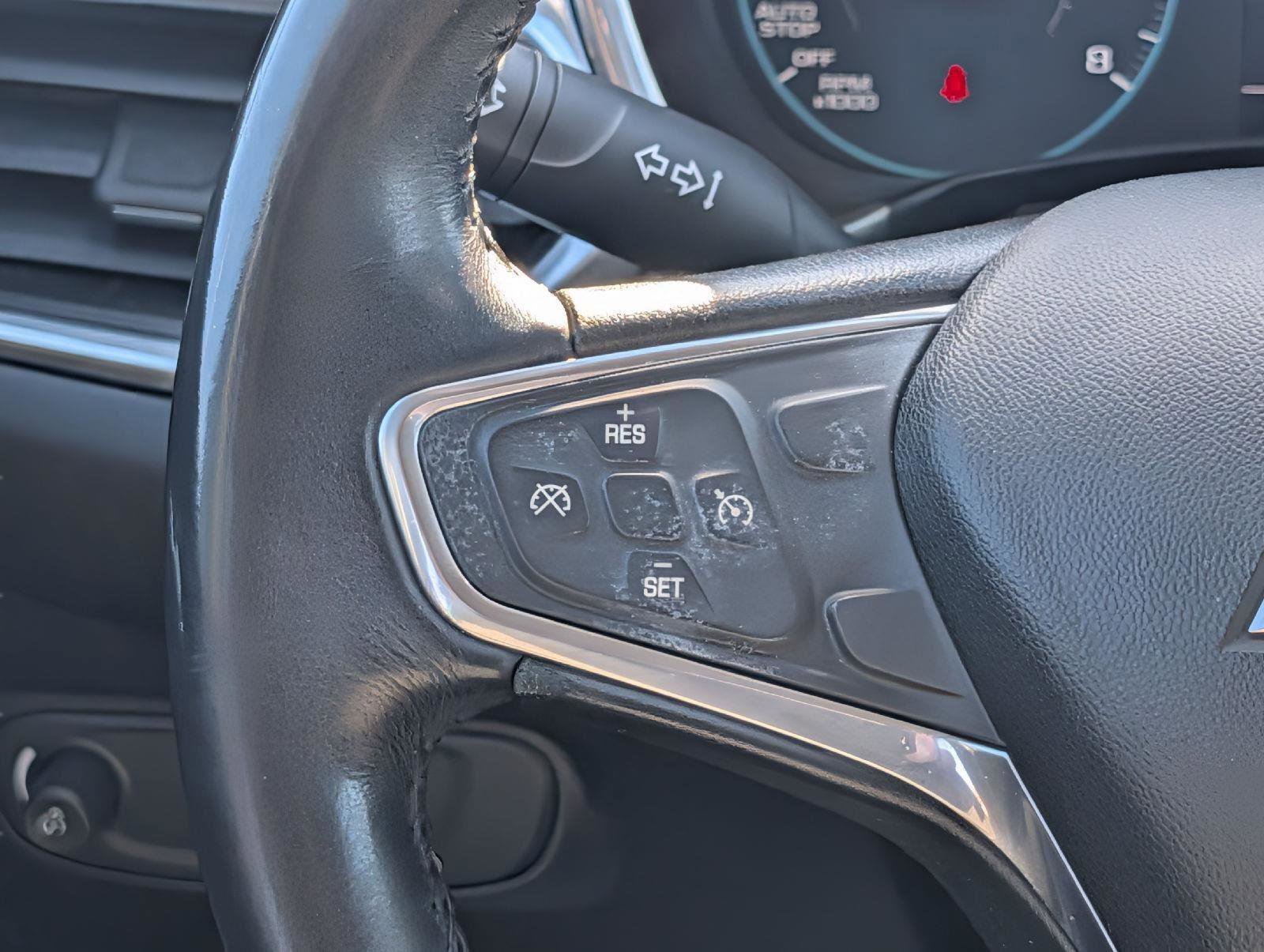 Used 2018 Chevrolet Equinox LT AWD/4WD image 12