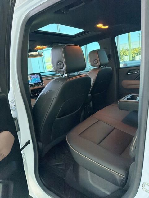 Used 2023 GMC Canyon Denali AWD/4WD image 4