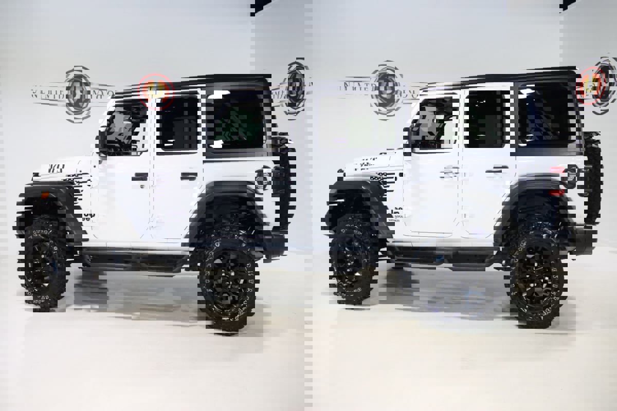 Used 2020 Jeep Wrangler Unlimited Sport image 32