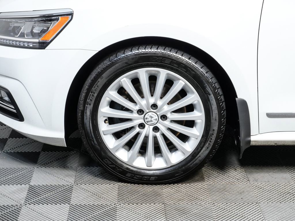 Used 2016 Volkswagen Passat 1.8T SE image 34