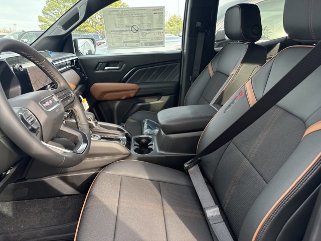 New 2026 GMC Canyon AT4 image 5