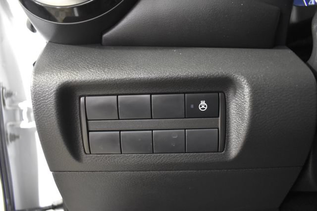 Certified 2023 Nissan Kicks SR w/ SR Premium Package FWD image 14