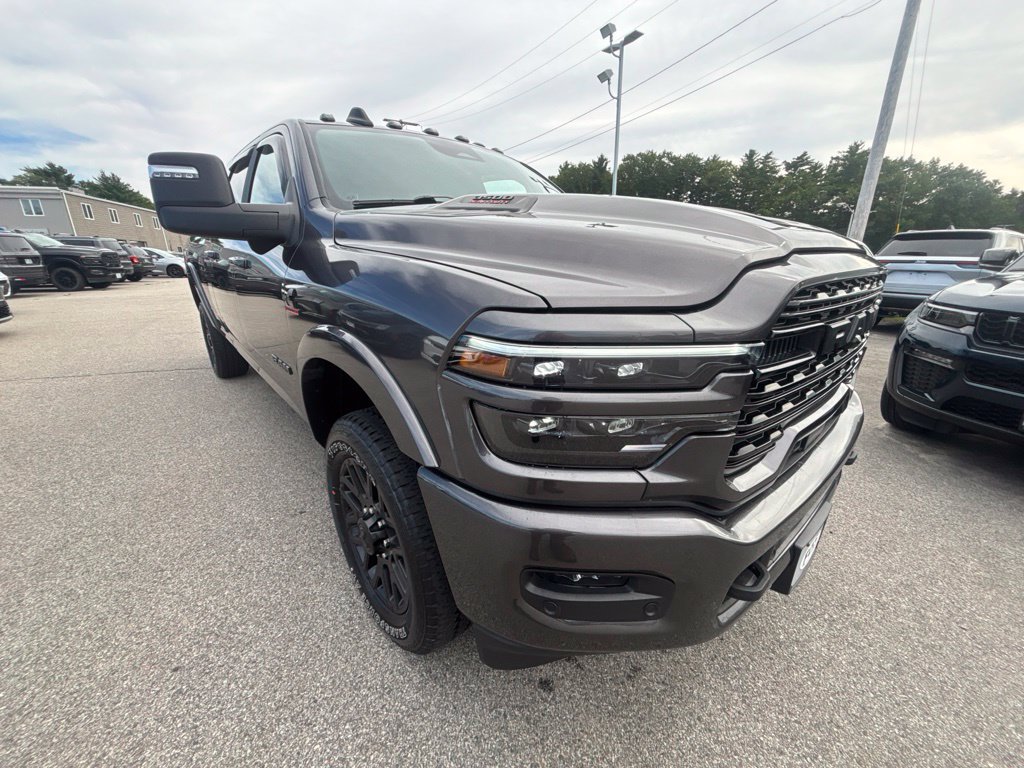 Certified 2025 RAM 3500 Limited AWD/4WD image 7