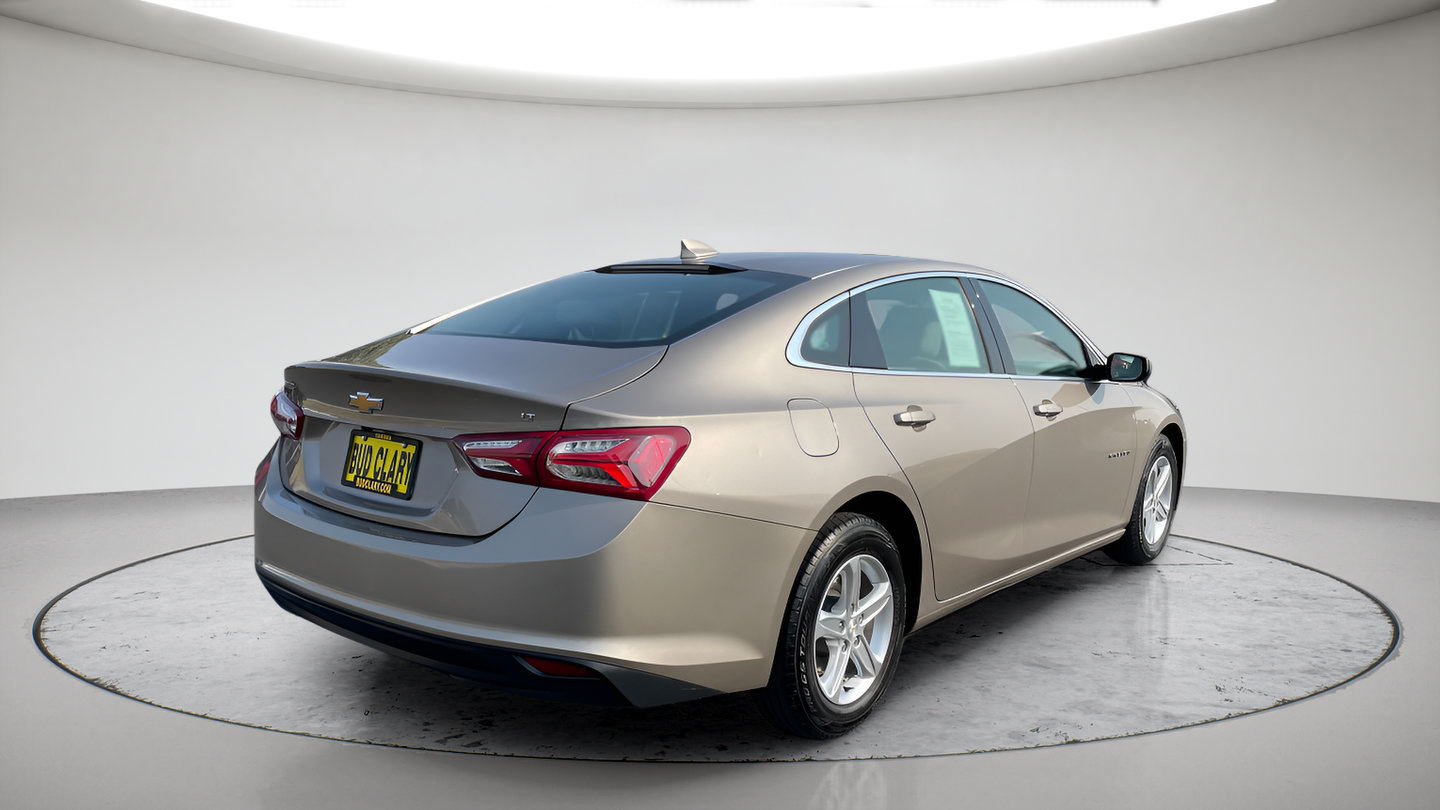 Used 2022 Chevrolet Malibu LT FWD image 3