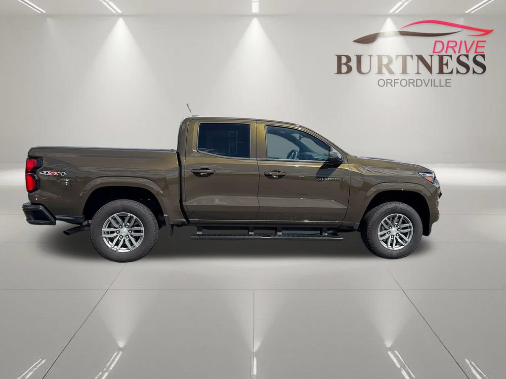 Certified 2023 Chevrolet Colorado LT w/ LT Convenience Package III AWD/4WD image 9