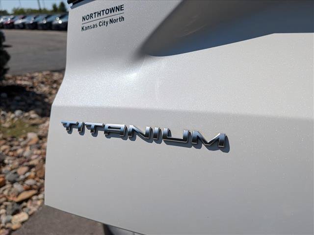 Used 2020 Ford Escape Titanium AWD/4WD image 20