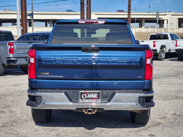 Used 2023 Chevrolet Silverado 1500 LT AWD/4WD image 6