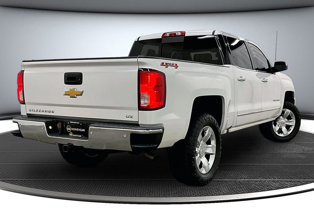 Used 2018 Chevrolet Silverado 1500 LTZ w/ Sport Package image 6