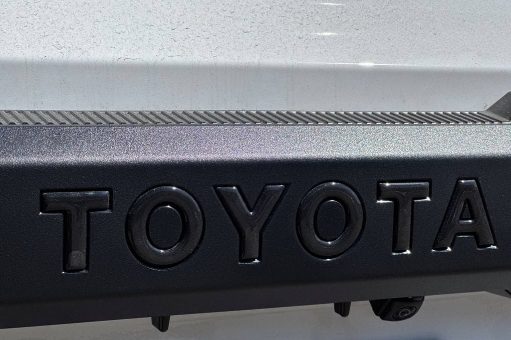 New 2026 Toyota 4Runner TRD Off-Road Premium AWD/4WD image 22
