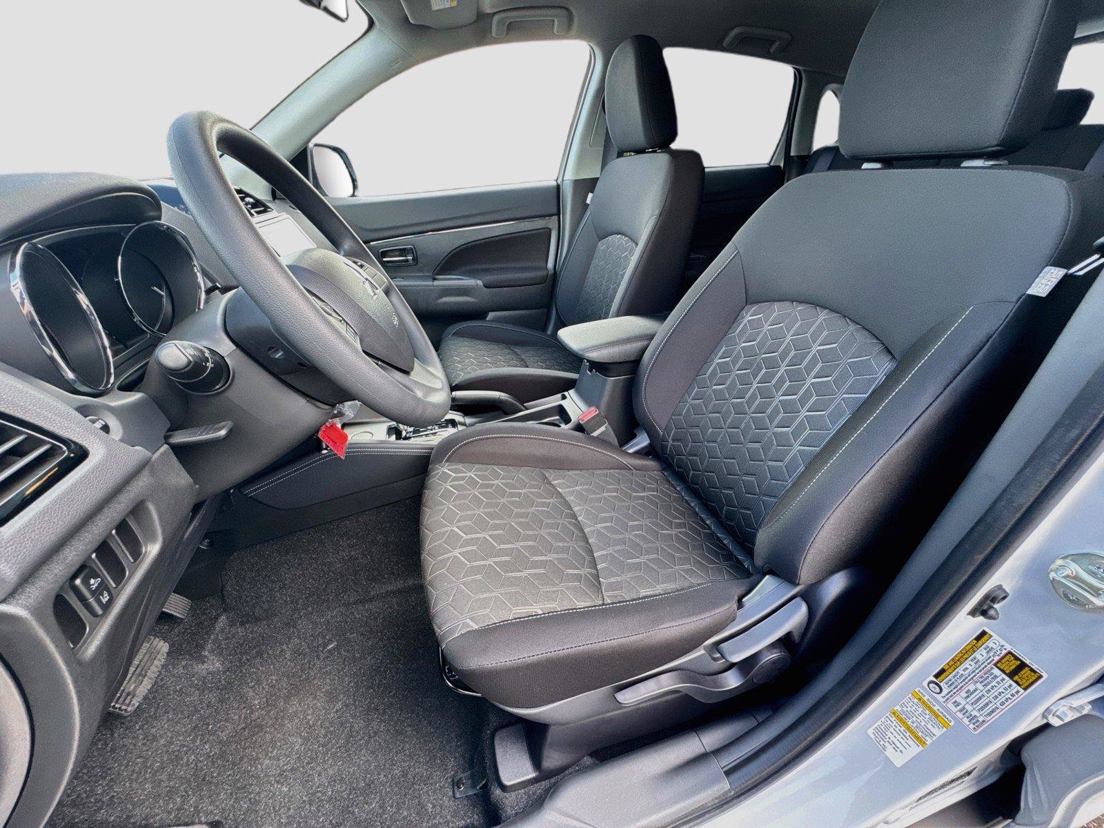 New 2027 Mitsubishi Outlander Sport FWD image 9
