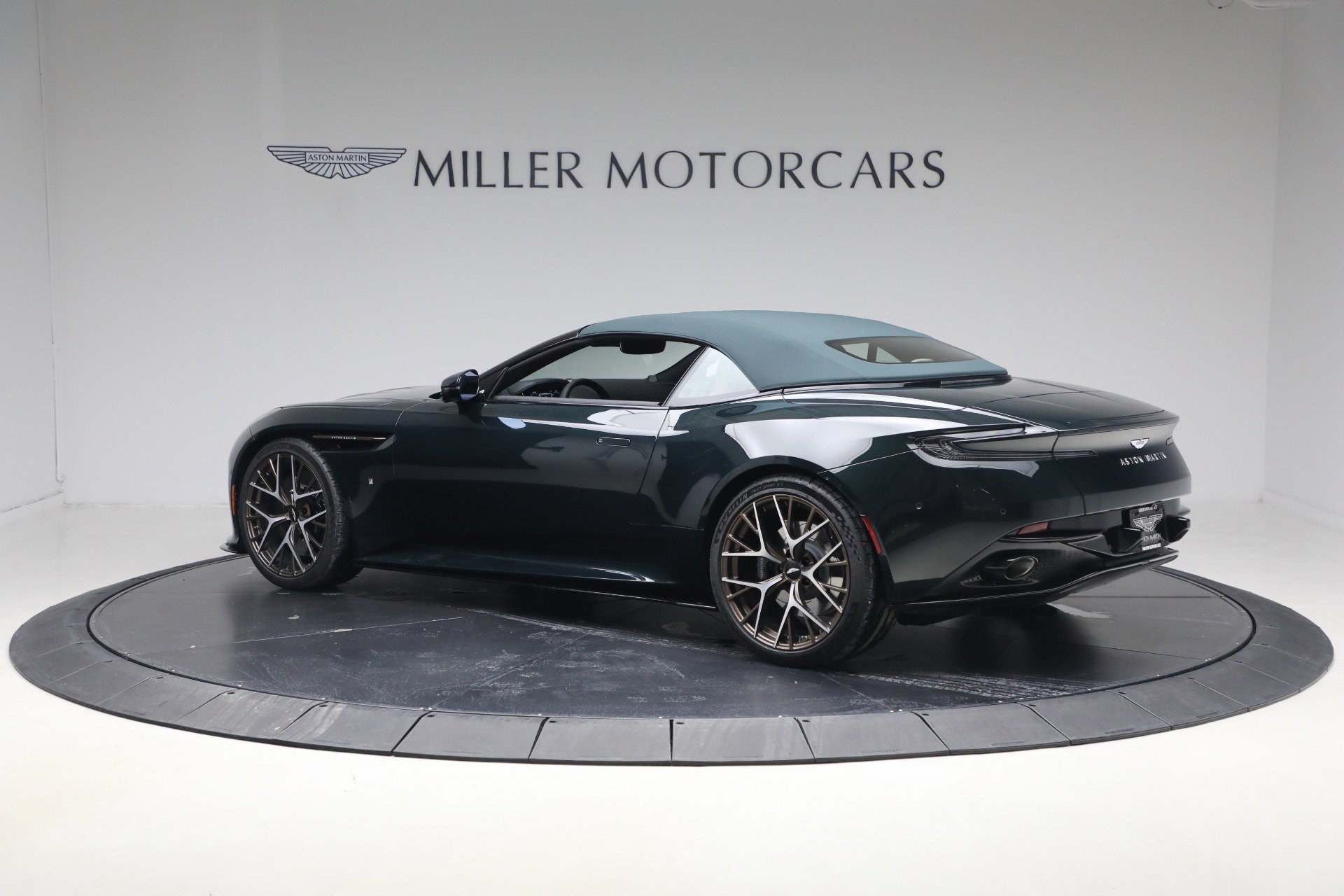 New 2026 Aston Martin DB12 Convertible RWD image 17