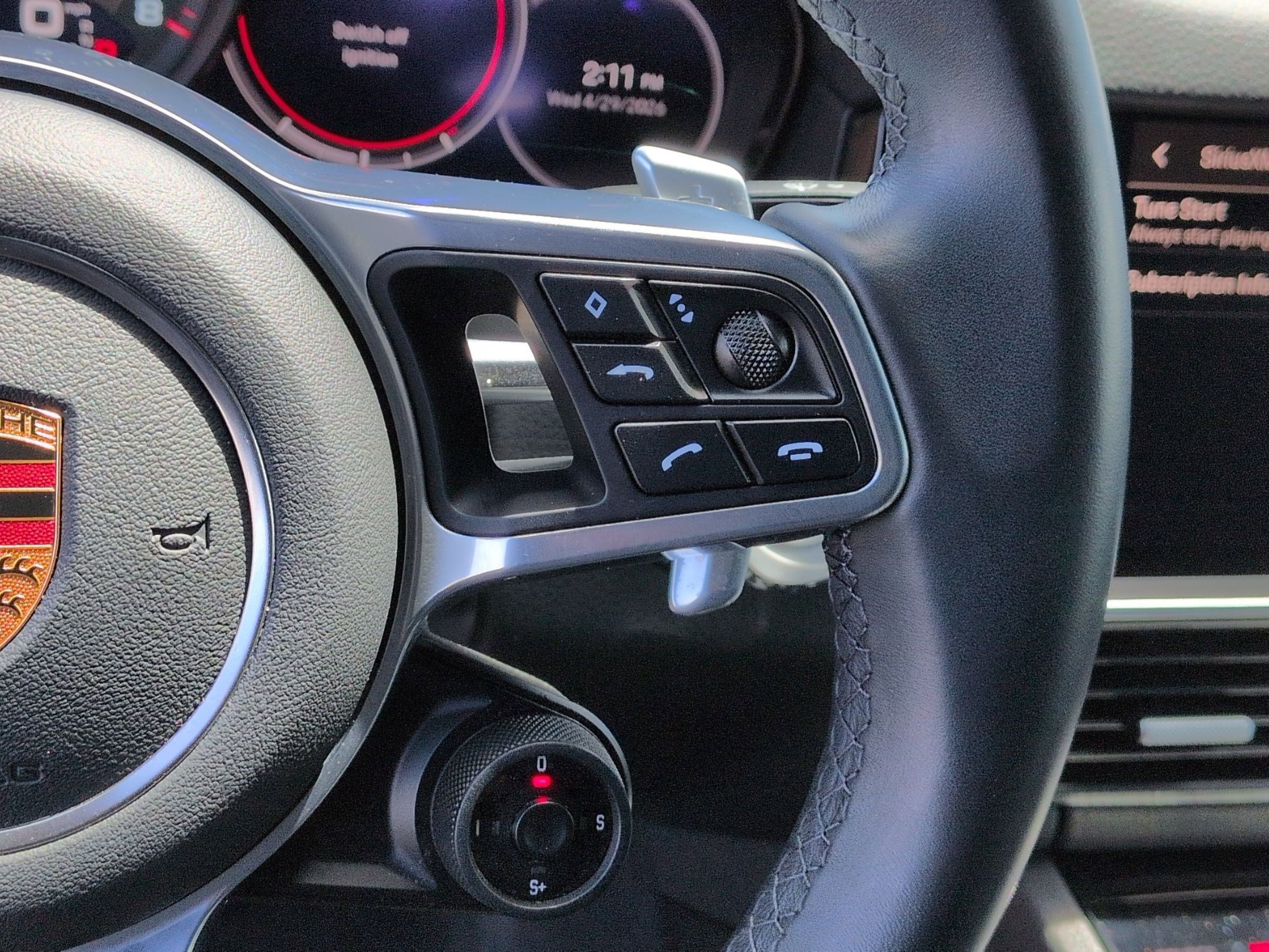 Used 2022 Porsche Cayenne Coupe AWD/4WD image 20