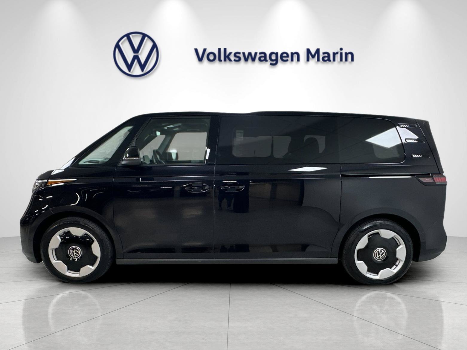 New 2025 Volkswagen ID. Buzz Pro S RWD image 2