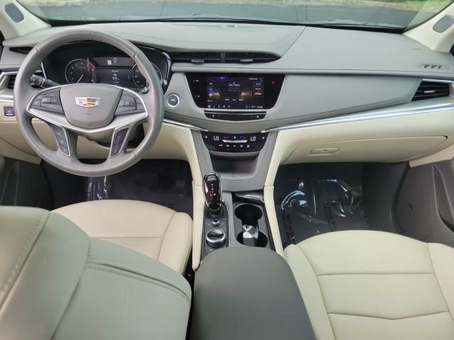 Certified 2024 Cadillac XT5 Premium Luxury FWD image 19