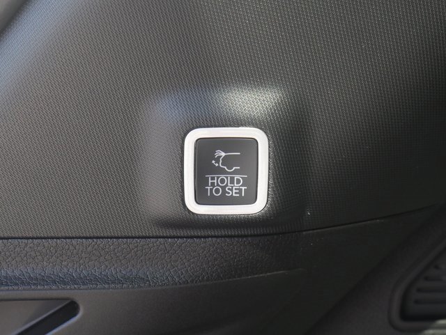 New 2025 Jeep Grand Cherokee Summit w/ Adv Protech Group IV image 14