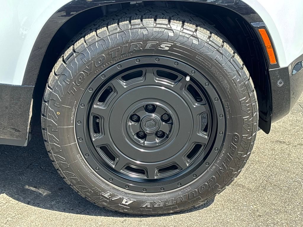 Used 2023 Land Rover Defender 110 V8 image 33