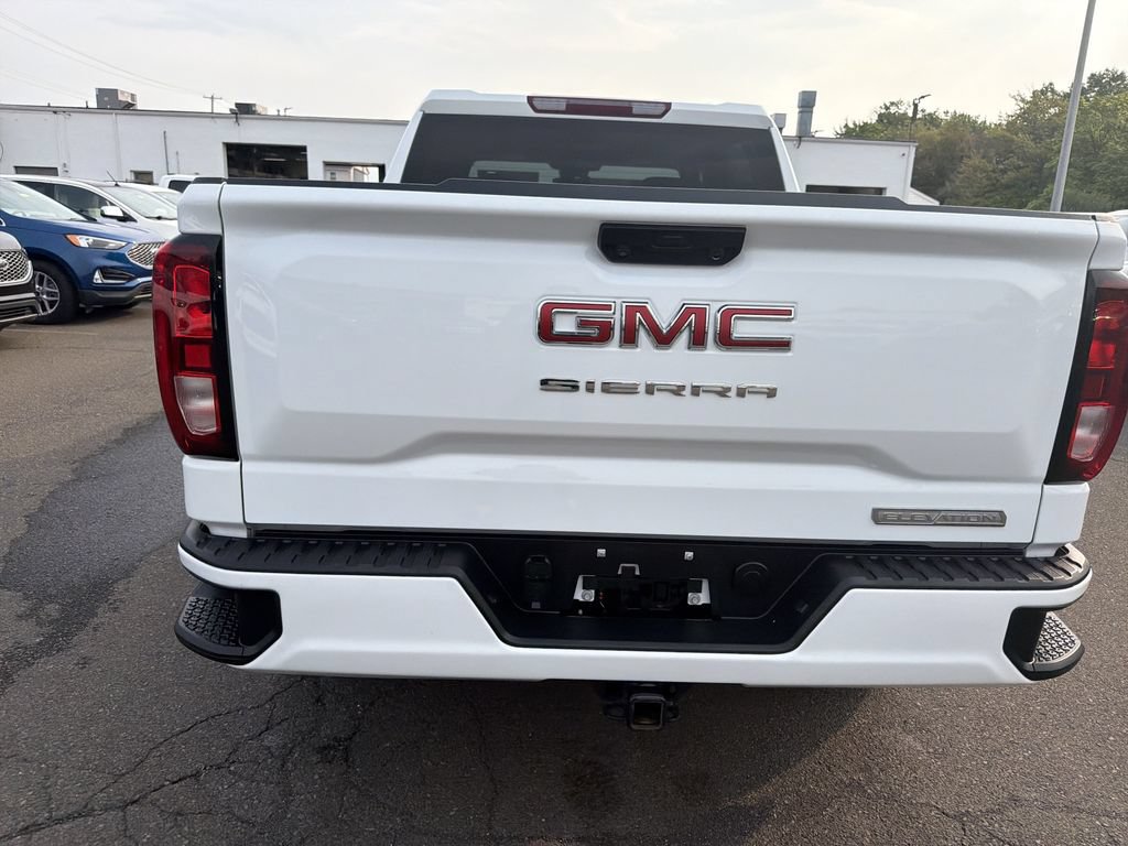 Used 2024 GMC Sierra 1500 Elevation AWD/4WD image 4