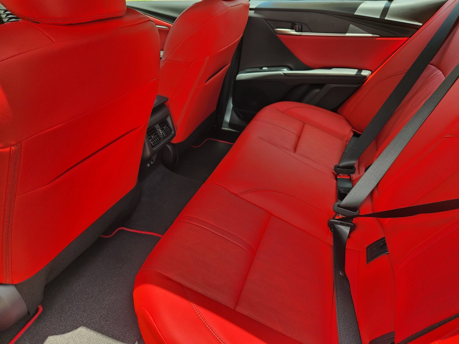 New 2026 Toyota Camry XSE FWD image 24