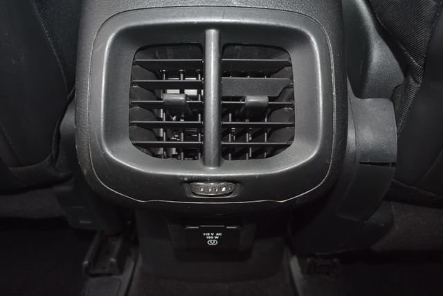 Used 2017 Jeep Cherokee Trailhawk w/ Comfort & Convenience Group AWD/4WD image 39