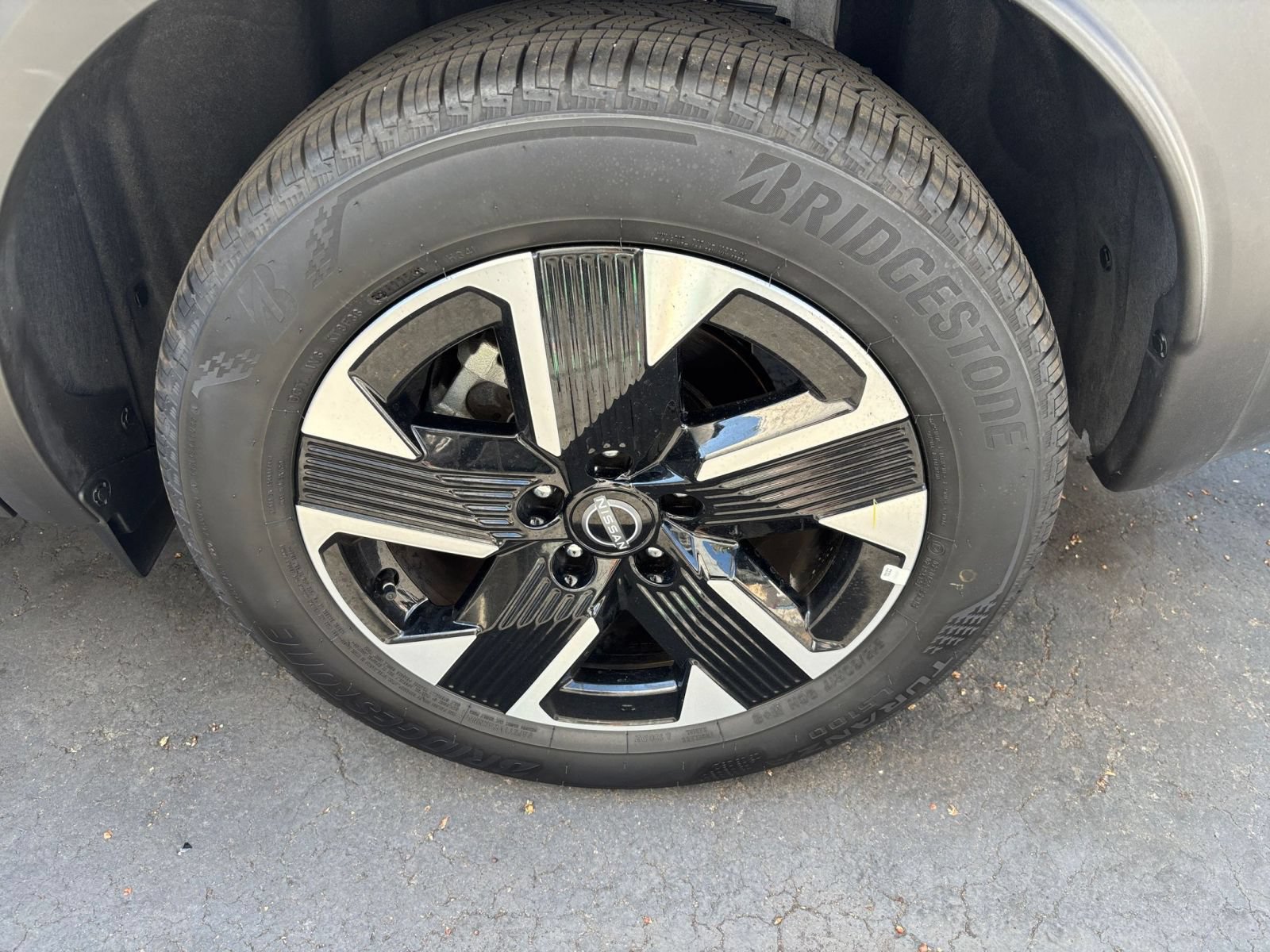 Used 2026 Nissan Kicks SV w/ Cold Weather Package AWD/4WD image 28
