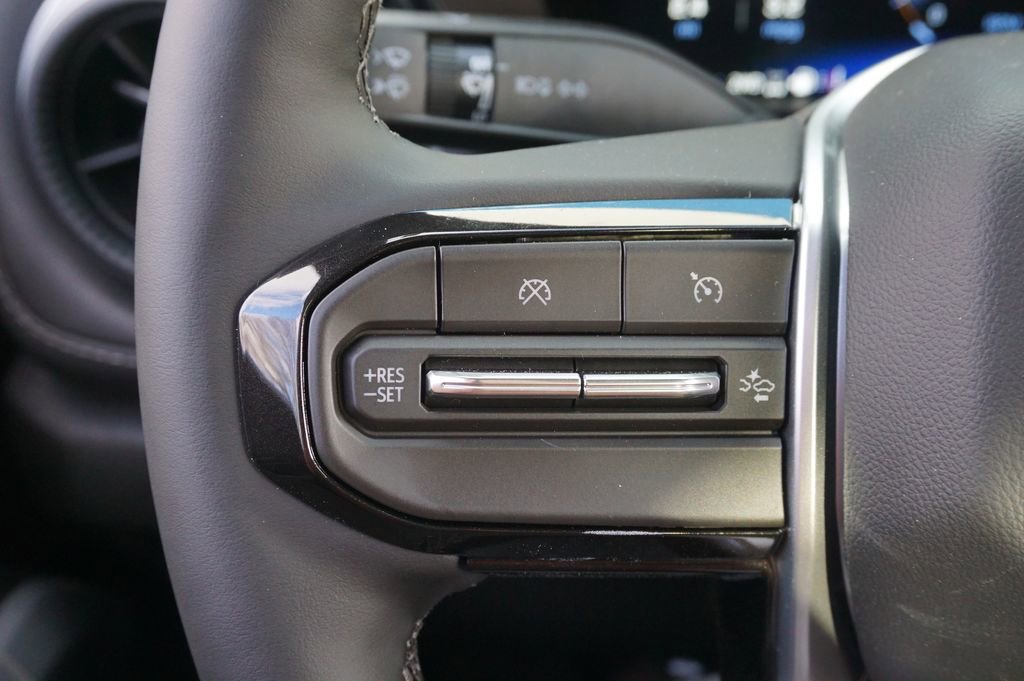 New 2026 Chevrolet Colorado LT image 18