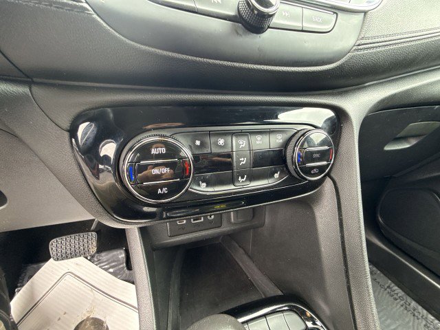 Certified 2021 Buick Encore GX Select image 16