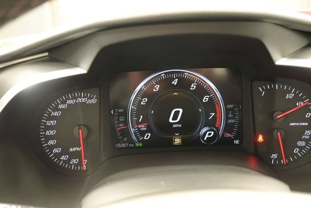 Used 2017 Chevrolet Corvette Z06 RWD image 9