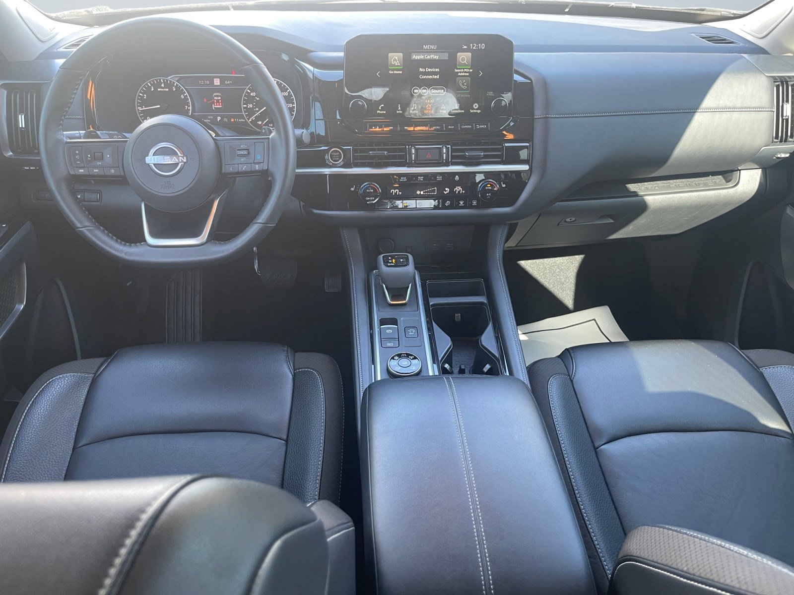 Used 2024 Nissan Pathfinder SL w/ SL Premium Package image 11