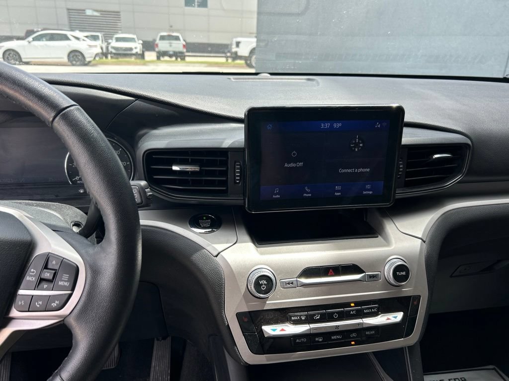 Used 2021 Ford Explorer XLT RWD image 11