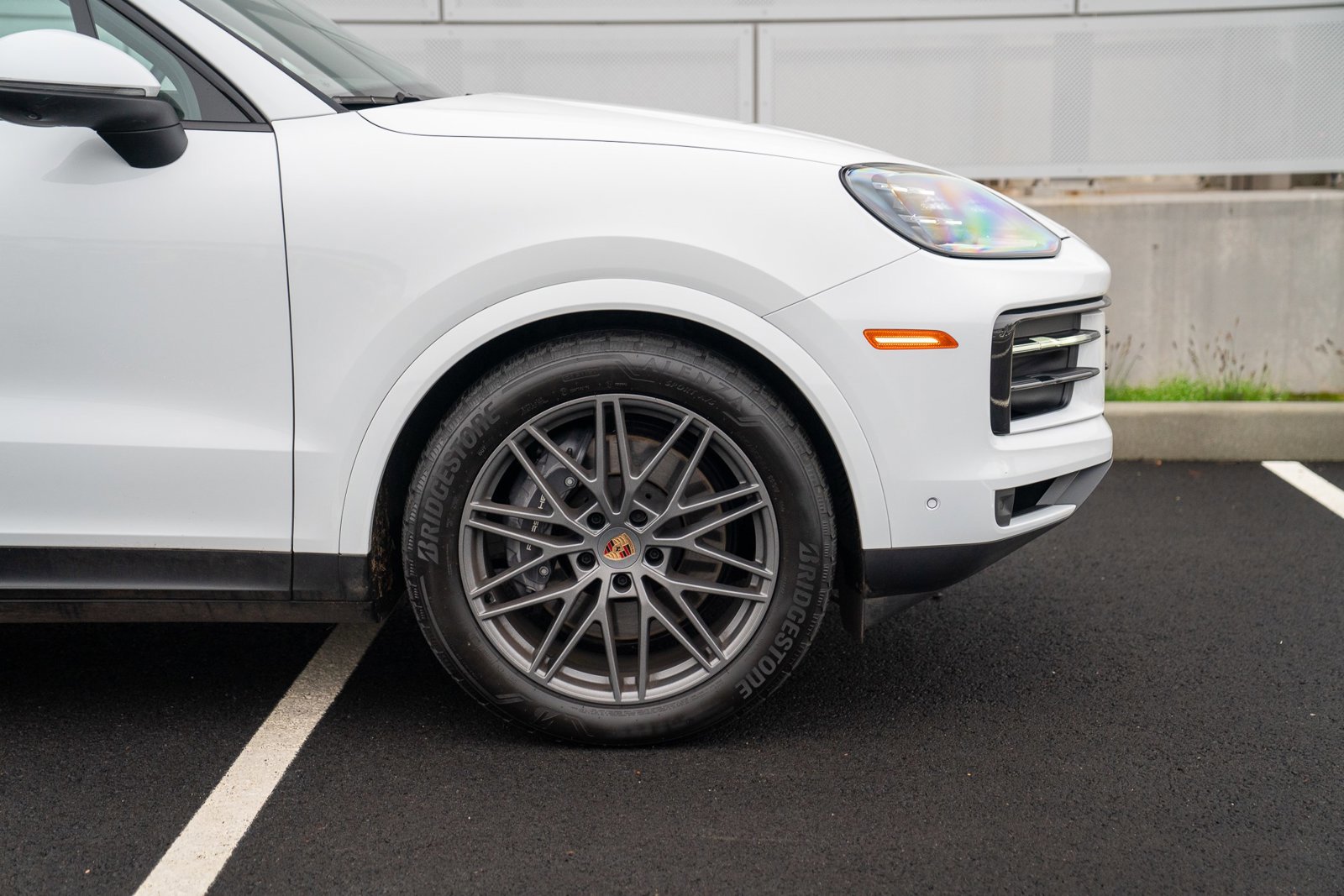 Used 2025 Porsche Cayenne image 9