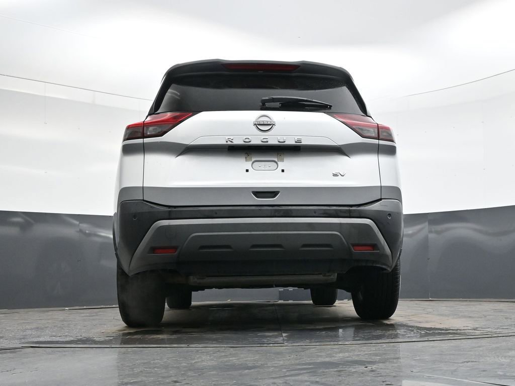 Used 2023 Nissan Rogue SV image 40