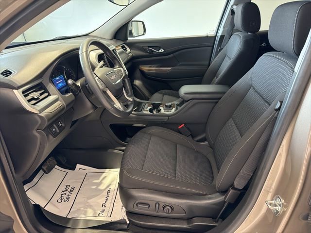 Certified 2023 GMC Acadia SLE w/ Driver Convenience Package image 17