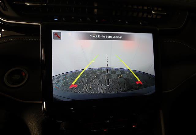 Used 2022 Jeep Grand Cherokee Limited 4xe image 10