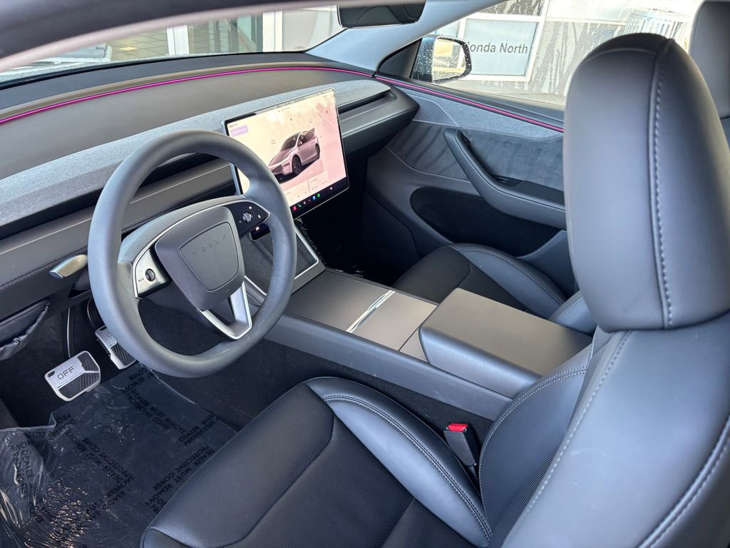 Used 2026 Tesla Model Y AWD image 8