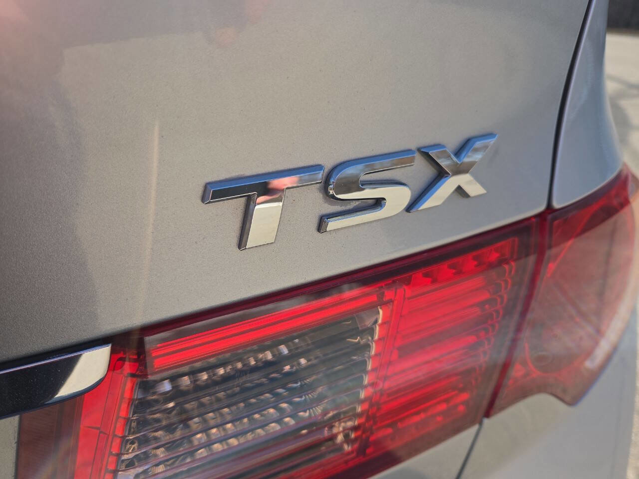 Used 2013 Acura TSX Sedan image 17