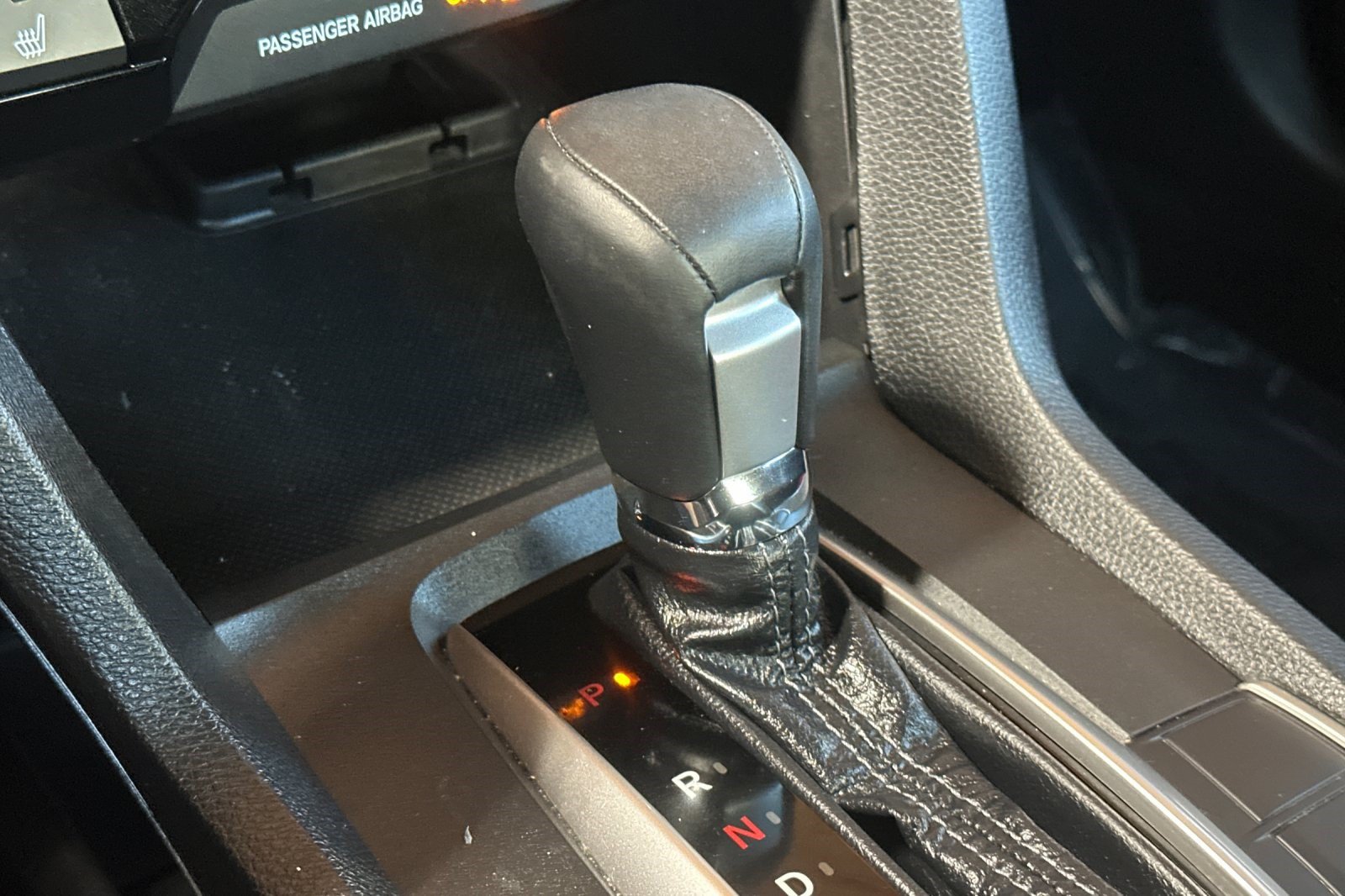 Used 2018 Honda Civic EX-L image 16