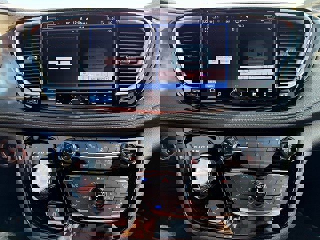 New 2026 Chrysler Pacifica Select image 15