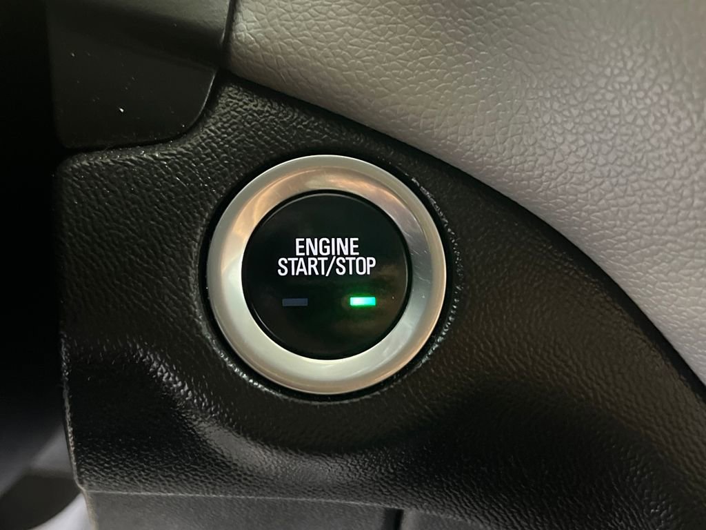 Used 2018 Chevrolet Equinox LS image 23