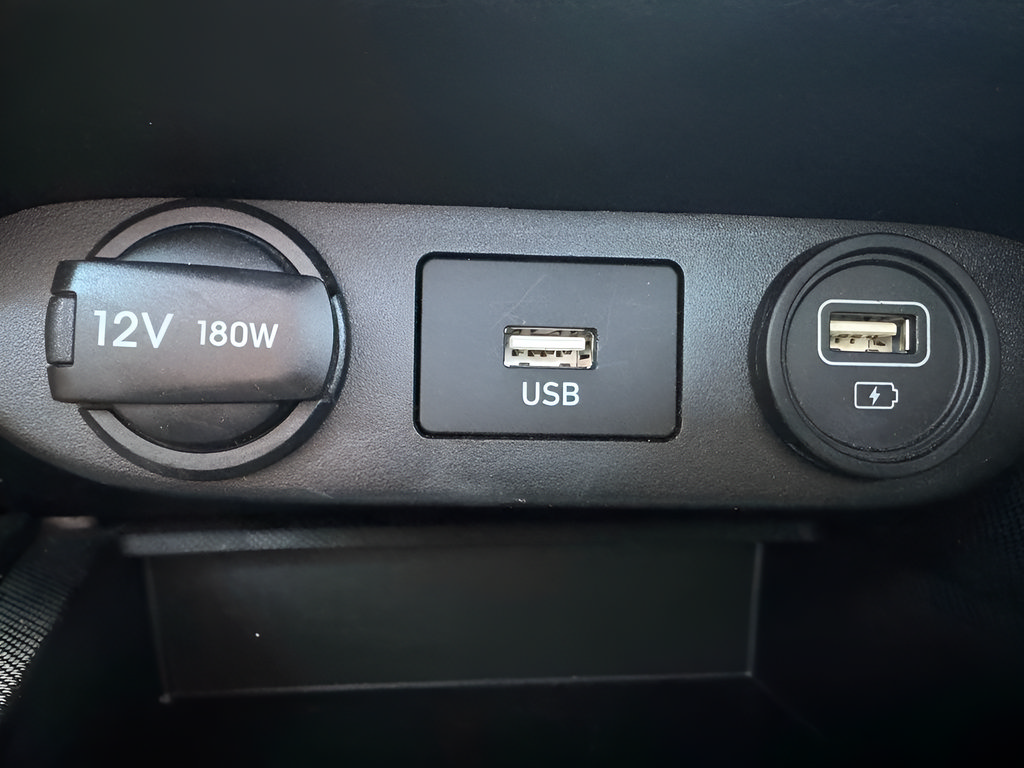 Used 2018 Chevrolet Colorado Z71 w/ Centennial Edition AWD/4WD image 31