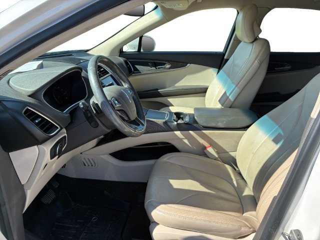 Used 2016 Lincoln MKX Reserve w/ Technology Package AWD/4WD image 11