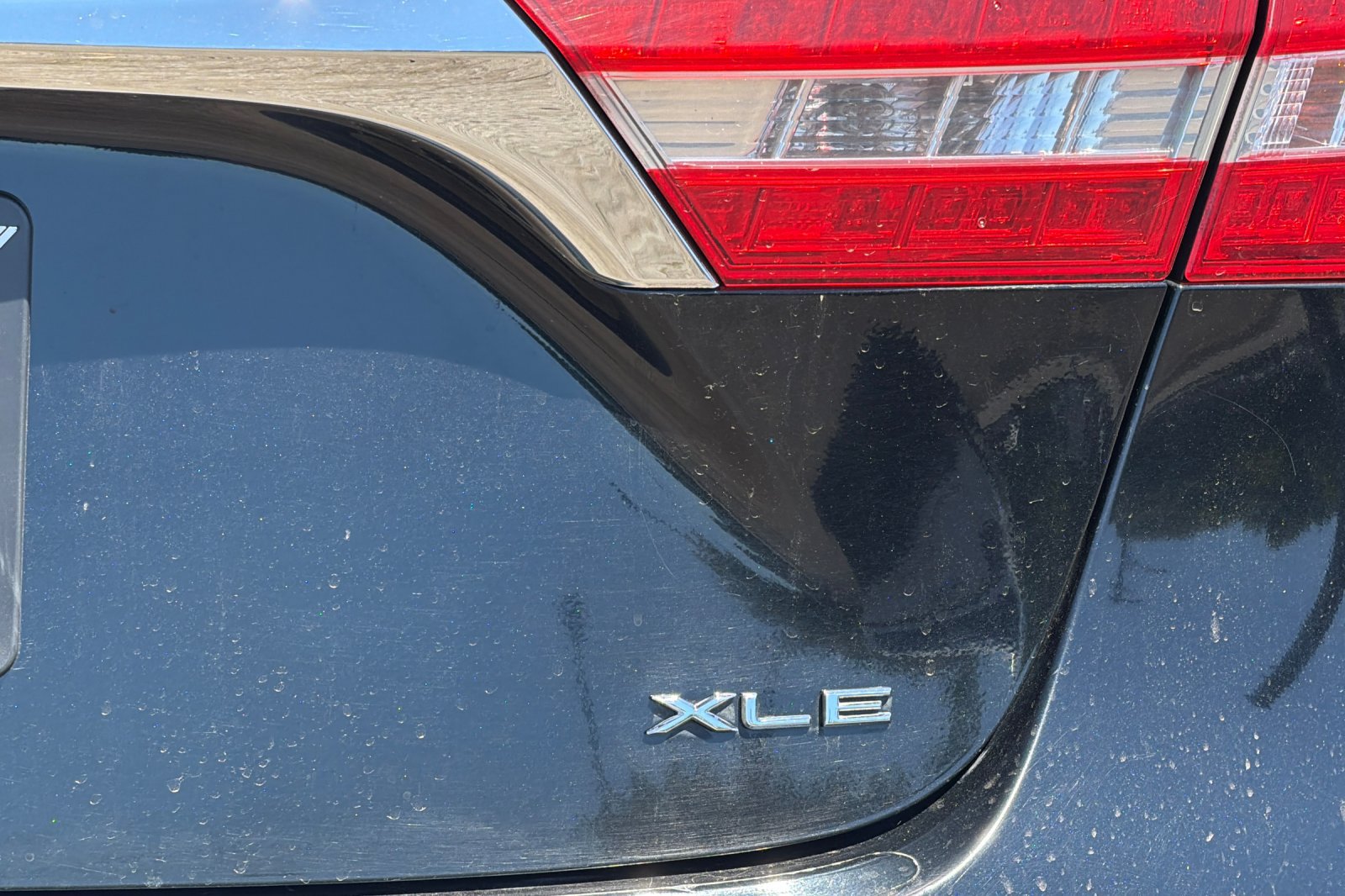 Used 2013 Toyota Avalon XLE Touring FWD image 7