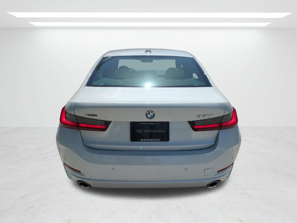New 2026 BMW 330i xDrive Sedan w/ Premium Package AWD/4WD image 5