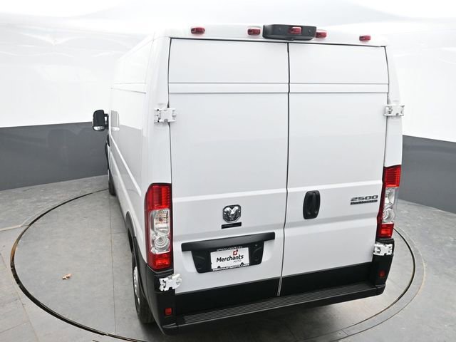 Used 2025 RAM ProMaster 2500 w/ Convenience Group image 25